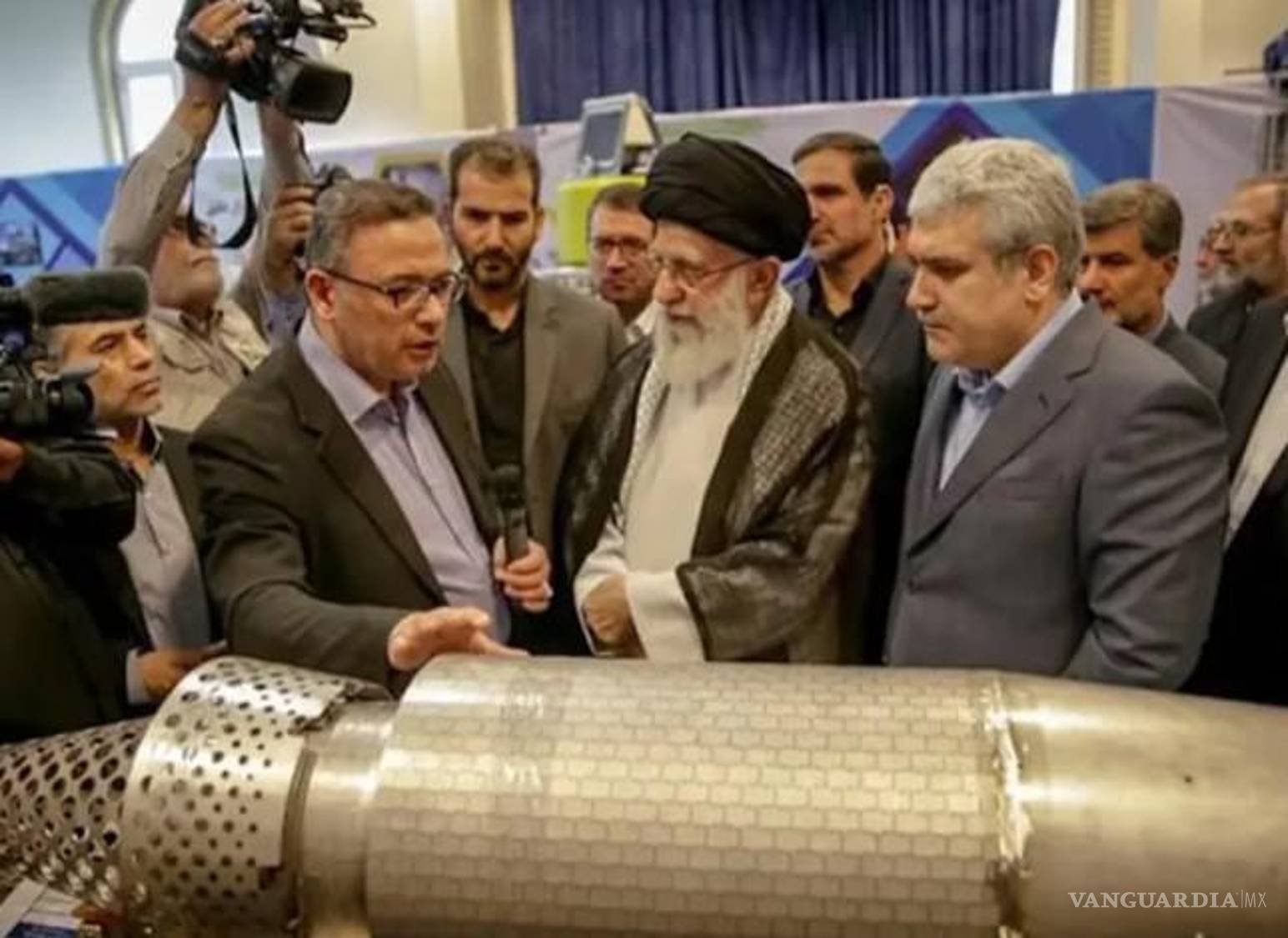 $!Una mejora en el programa de misiles de Irán supondría una amenaza para los portaaviones y buques de guerra estadounidenses desplegados en la región.