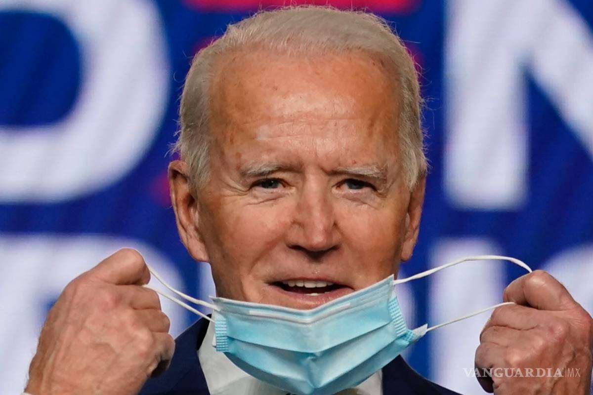 “Nos espera un invierno muy duro, por favor usen cubrebocas”, dice Biden a estadounidenses