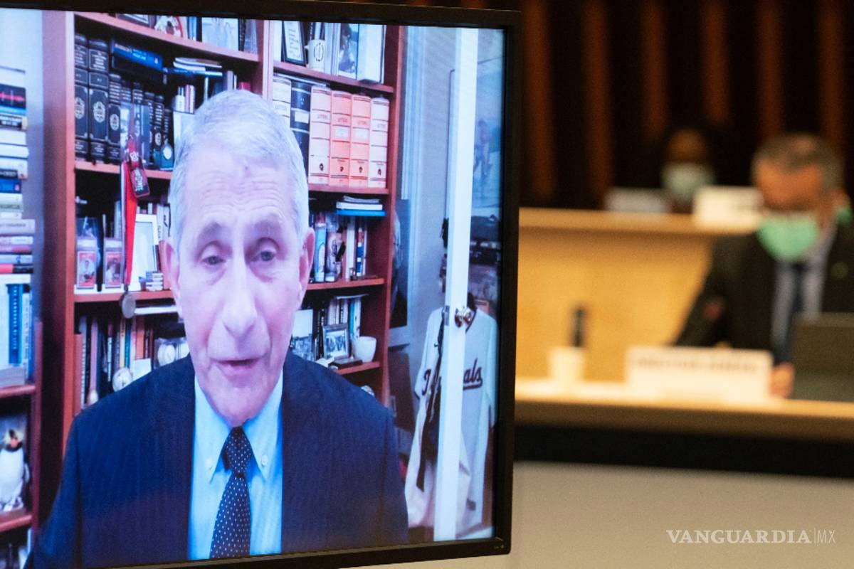 Estados Unidos se unirá a la iniciativa COVAX, anuncia Fauci