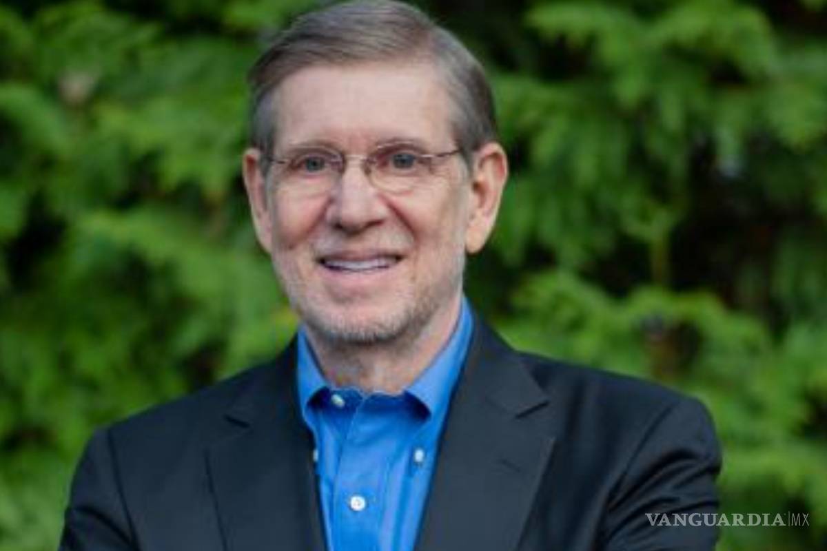 Biden nombra a David Kessler, exjefe de la FDA, como el encargado de la vacunación contra COVID-19