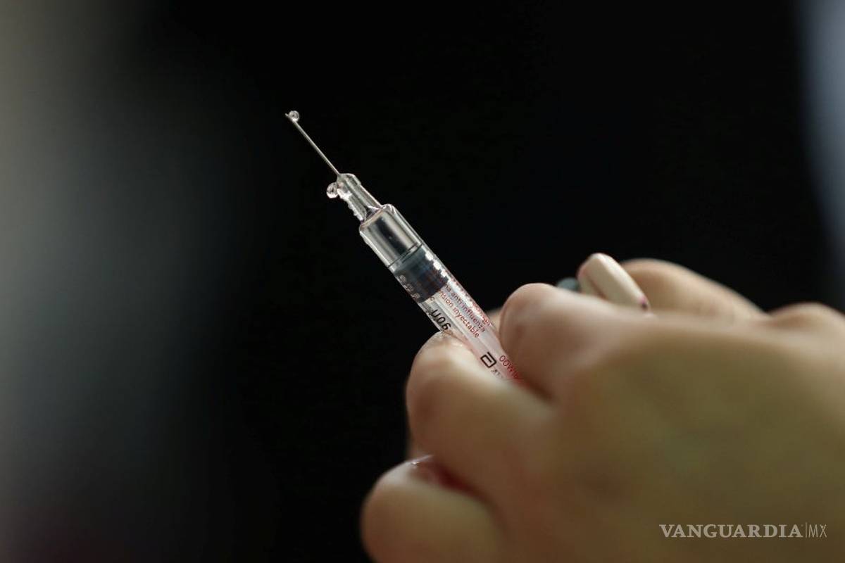 Autoriza EU uso de la vacuna anti COVID de Pfizer en niños de 12 a 15 años