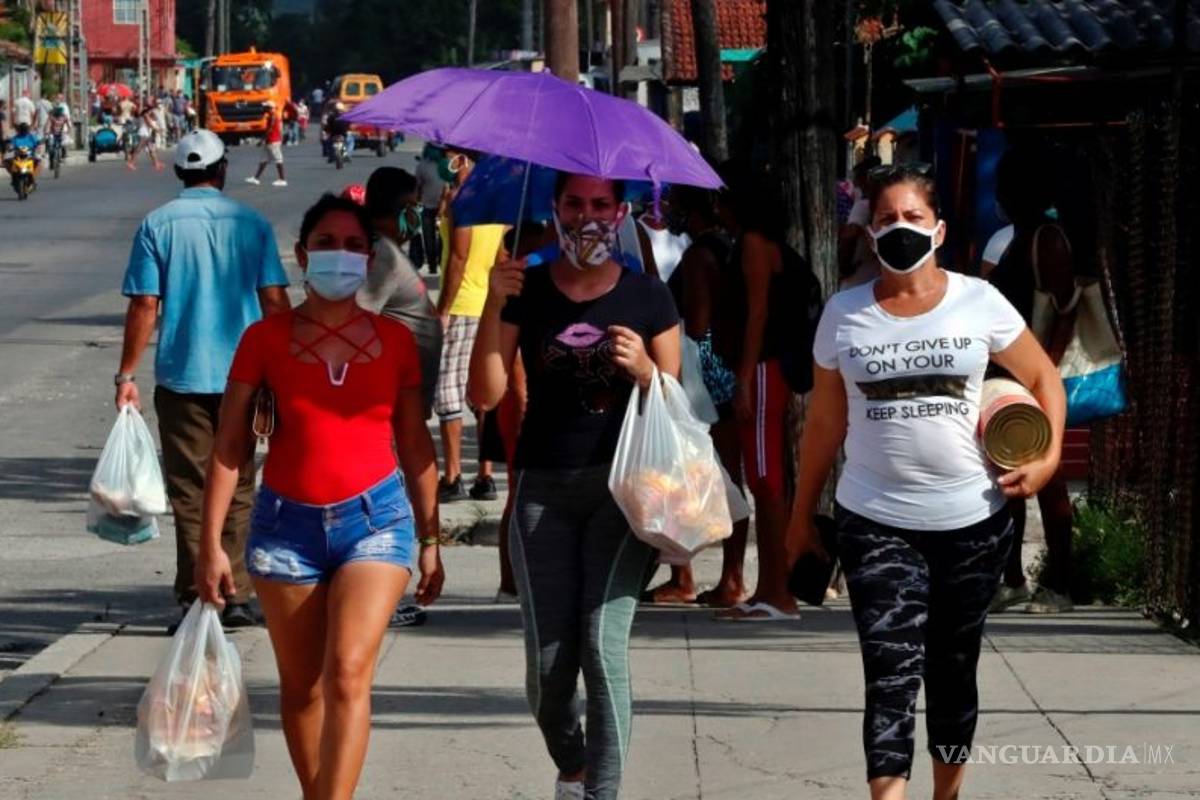 80% de contagios COVID-19 se dan en reuniones familiares