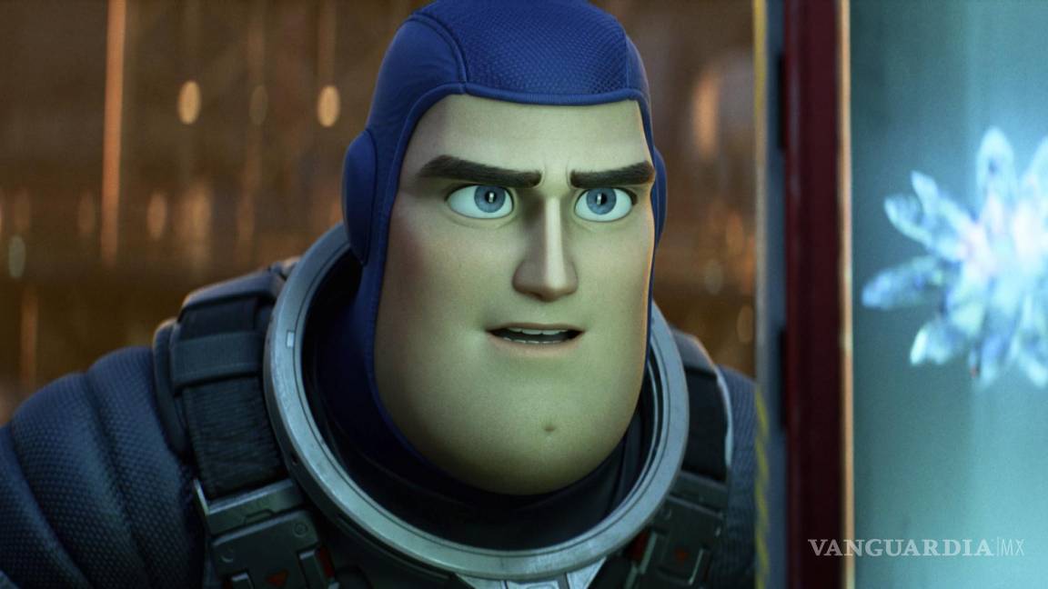 $!El personaje Buzz Lightyear, con la voz de Chris Evans, en una escena de la película animada “Lightyear”, que se estrenará el 17 de junio.