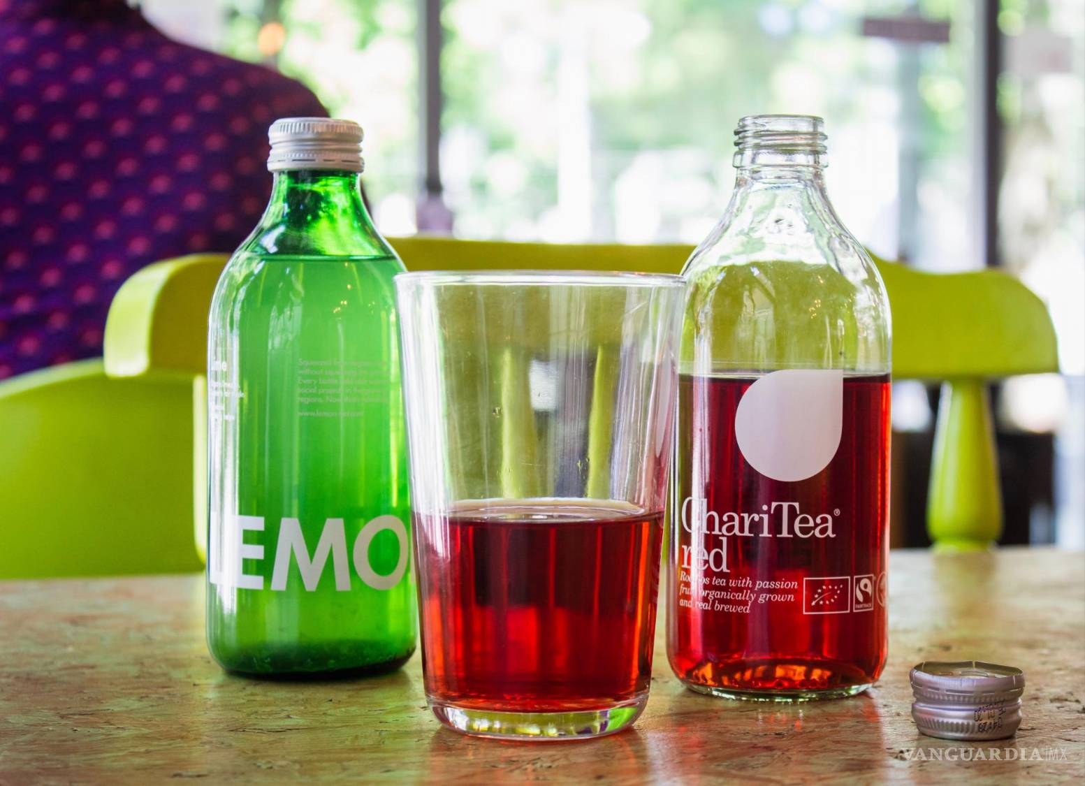 $!Incluso muchos jugos que se dicen ser “naturales”, tienen como ingredientes azúcares artificales.