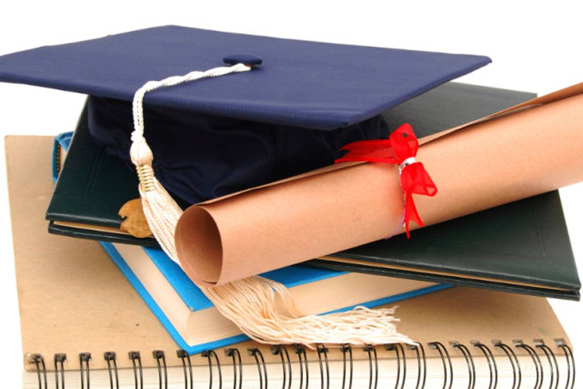 Ramos apoya con becas a &quot;niños estrella&quot;