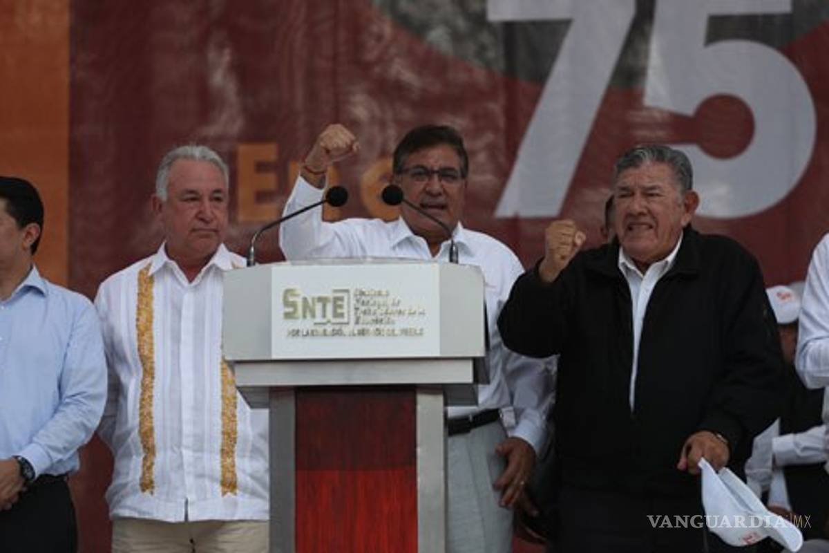 SNTE da todo su apoyo a la Cuarta Transformación de AMLO