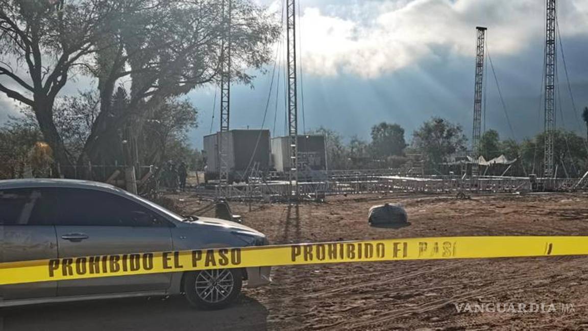 Fallece hombre al caerle encima estructura de escenario durante una fiesta en ejido de Saltillo