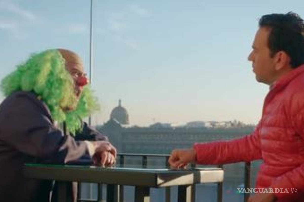 Brozo y Loret de Mola se burlaron de AMLO frente a Palacio Nacional (video)