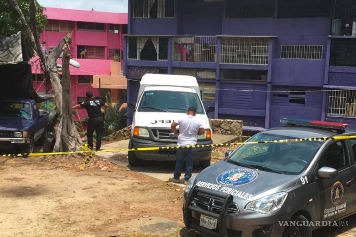 Asesinan a familia en su departamento en Acapulco