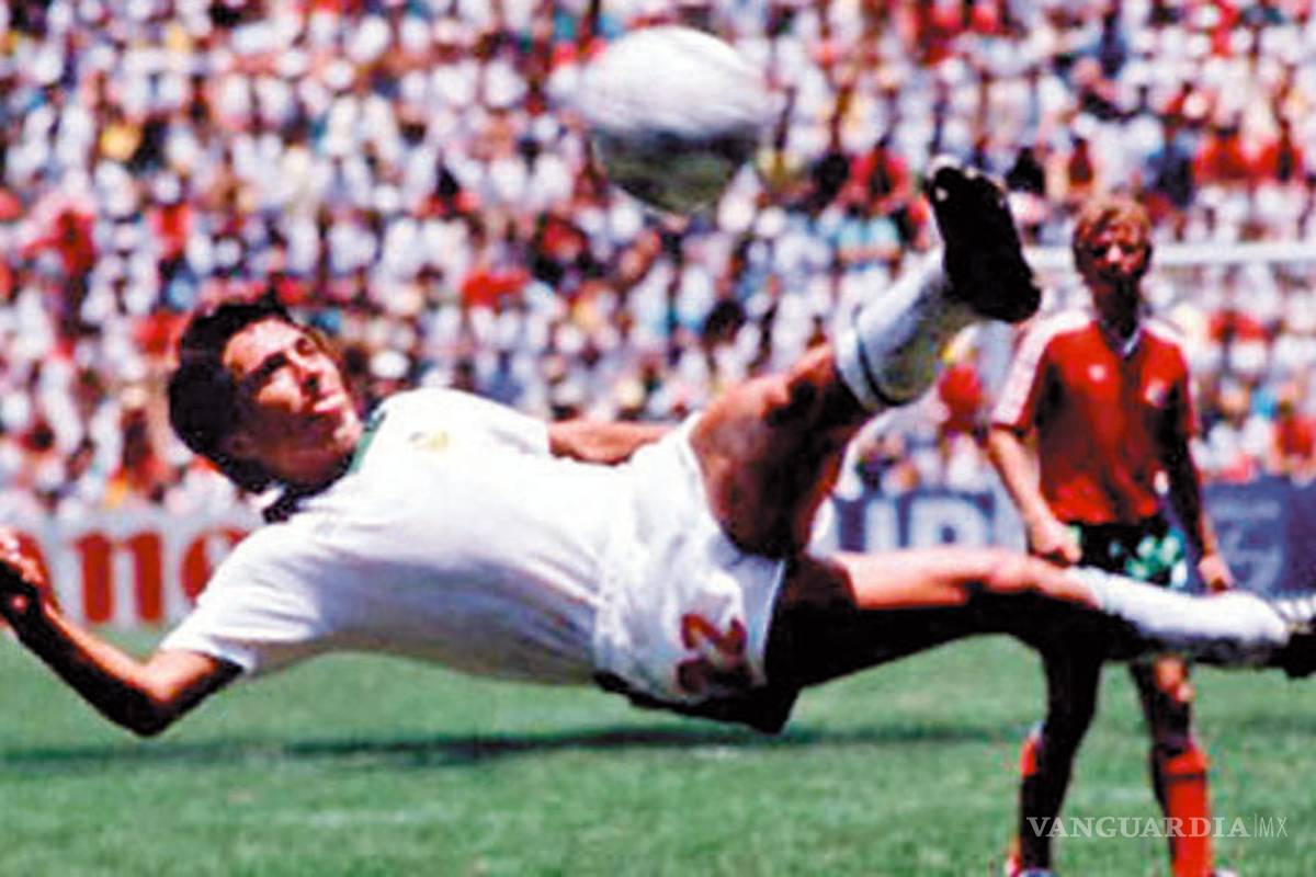 El gol más bello de los mundiales es mexicano