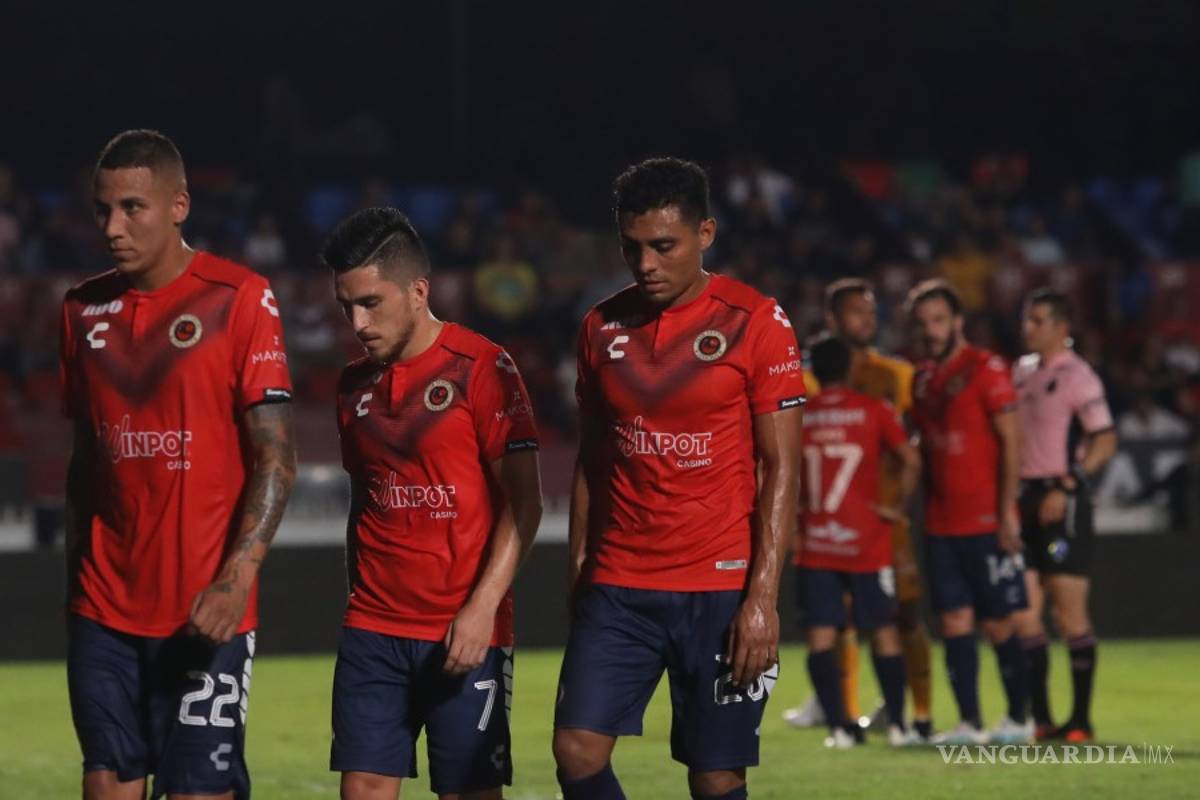 Jugadores del Veracruz siguen sin cobrar adeudos...Liga MX sería la culpable