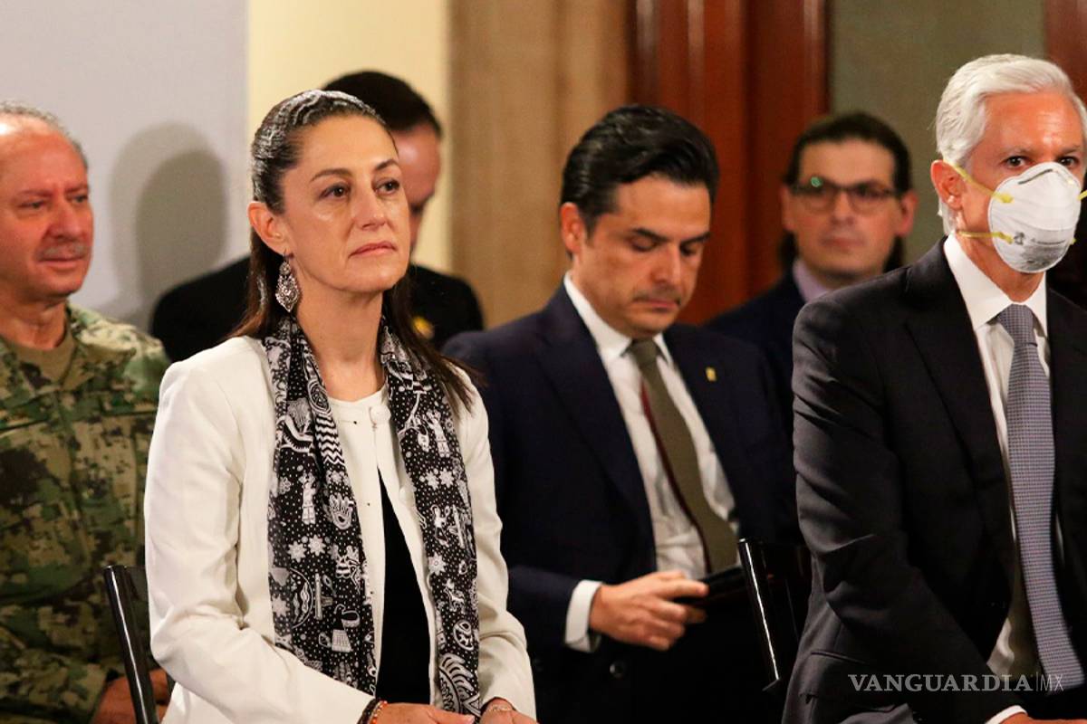 $!Alfredo del Mazo usó cubrebocas en La Mañanera de AMLO, fue el único