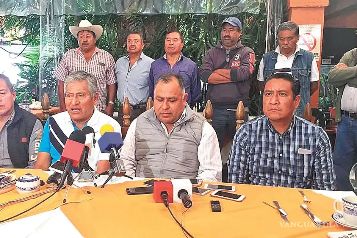 $!Ellos son los comuneros de Tepoztlán que señalan las irregularidades detrás de la casa de Fernández Noroña en ese pueblo mágico de Morelos.