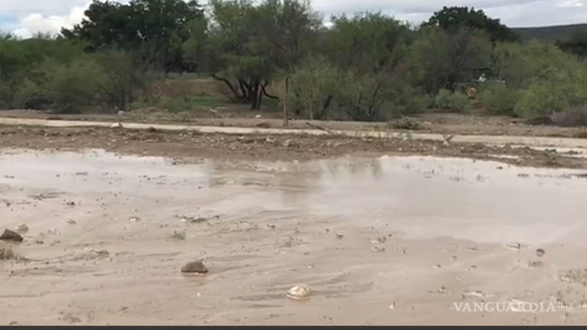 $!Se desborda presa en Parras, en riesgo más de 2 mil 500 personas