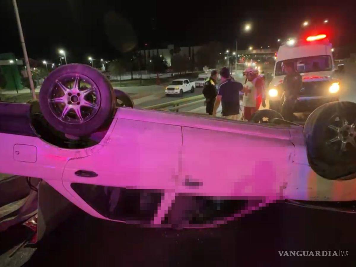 $!El vehículo involucrado fue remolcado y permanecerá en el corralón hasta que el propietario pague los daños.