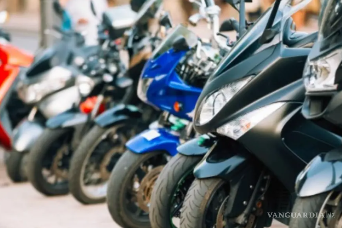 Suman 90 jóvenes capacitados en cursos de conducción para motociclistas en Saltillo