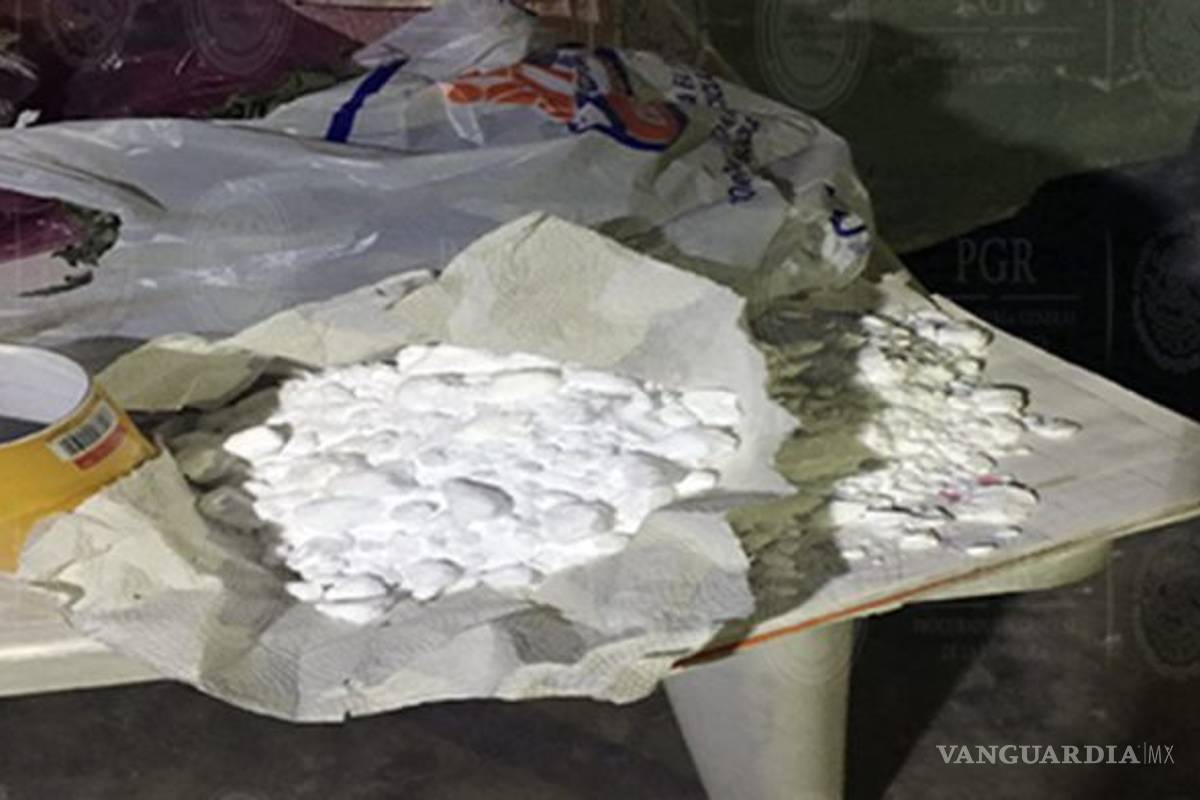 Encuentran 'narcolaboratorio' en Puebla