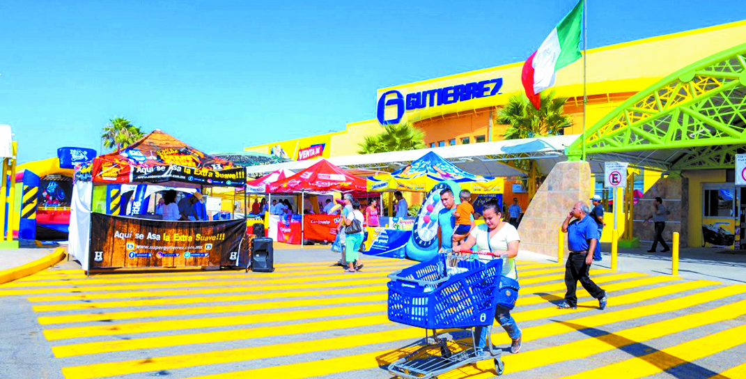 'Saquean' estadounidenses tiendas de Piedras Negras ante desabasto en EU