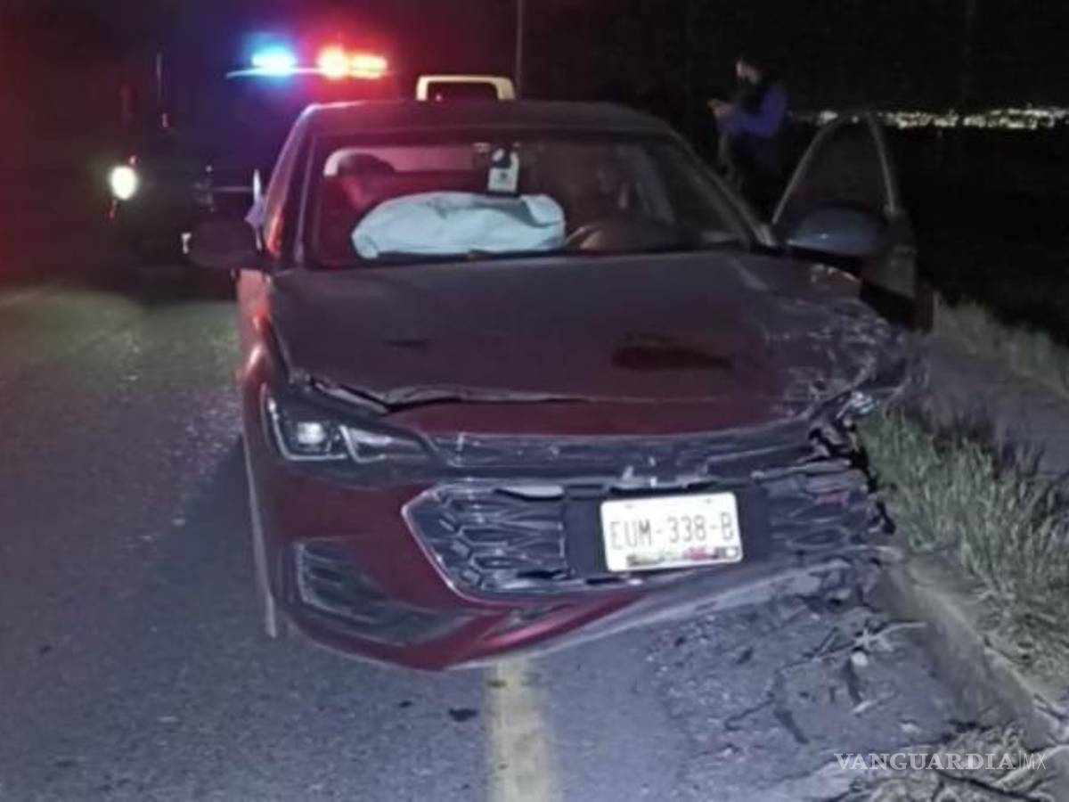 $!El siniestro se originó a causa de la falta de distancia prudente entre dos vehículos que transitaban por la zona.