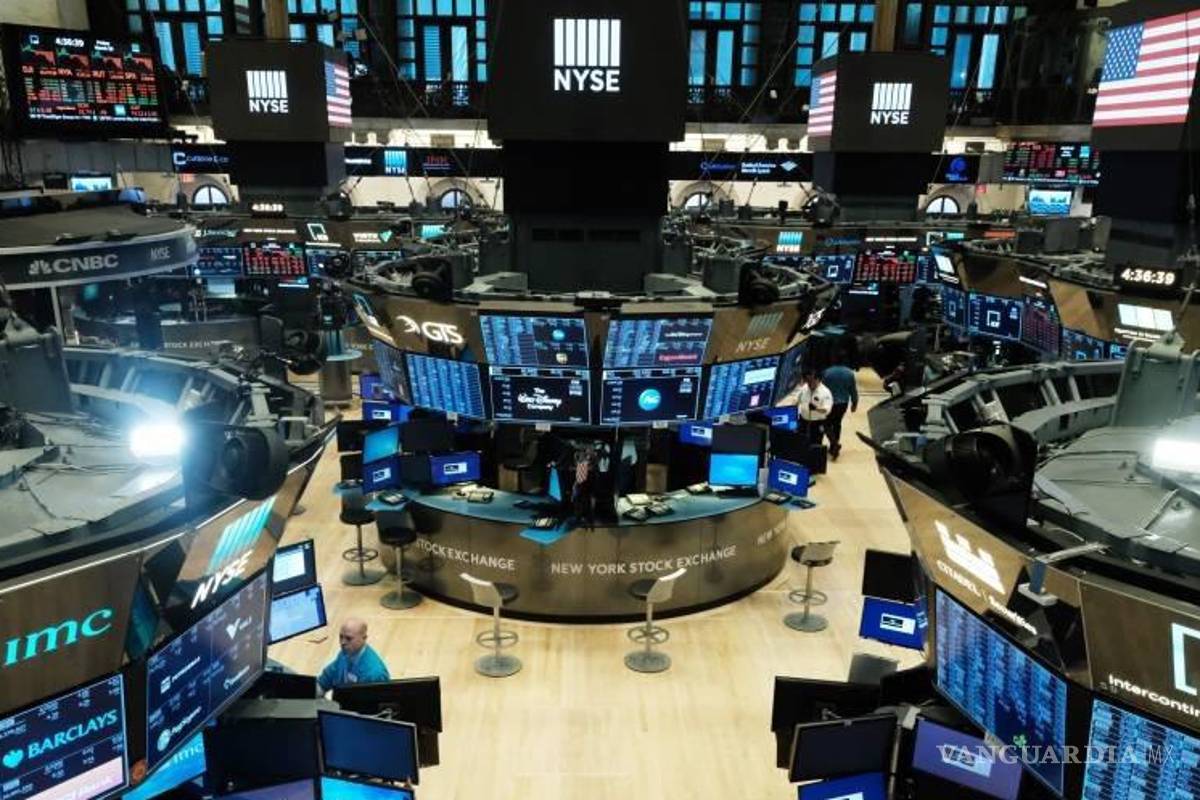 Temor a recesión, tira mercados en Wall Street