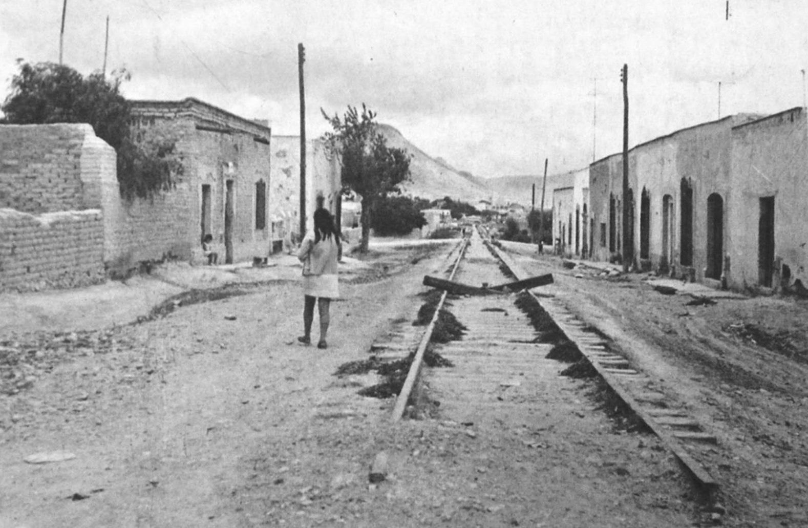 $!Calle José María Rodríguez, en el tramo Abasolo a Matamoros; hoy bulevar Francisco Coss.