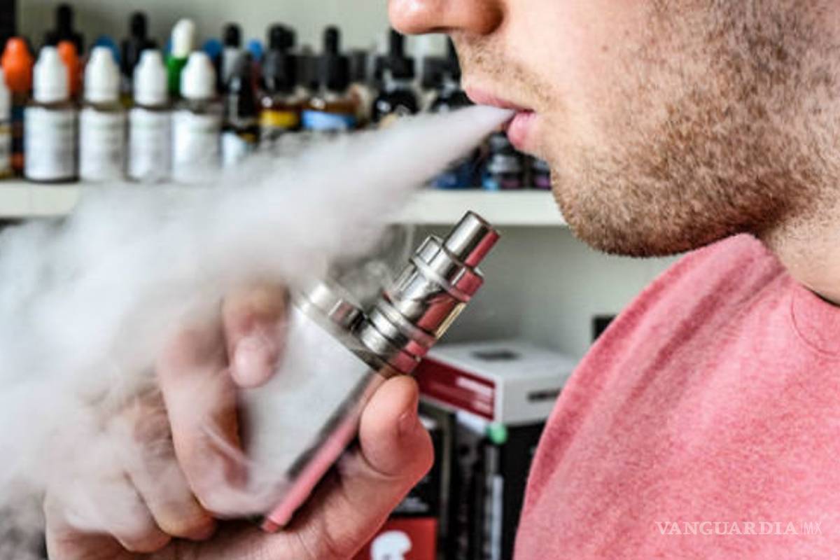 Cigarros electrónicos: Una moda entre los jóvenes y un alivio para los adultos