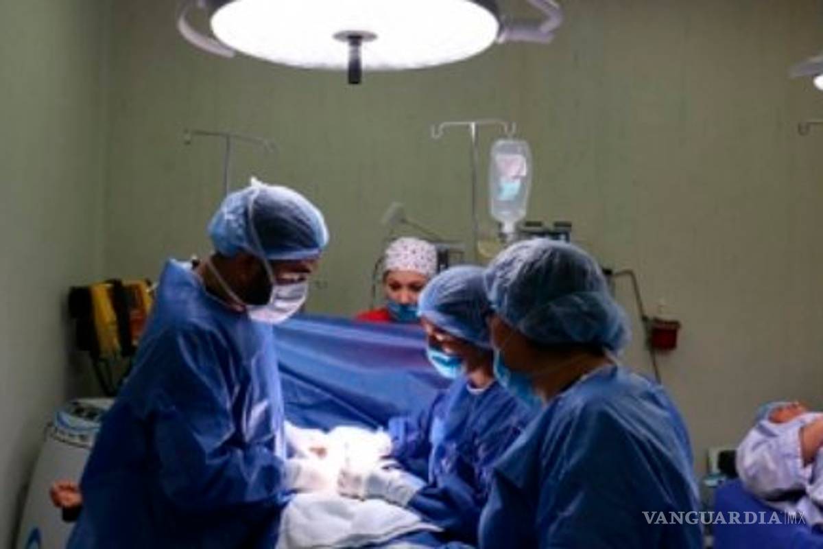 Mujer muere por someterse a una liposucción en clínica 'patito'