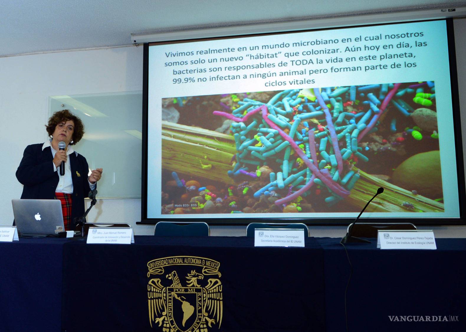 $!¿Y entonces La vida surgió de un charco?; de como la NASA llamó a trabajar a la investigadora mexicana