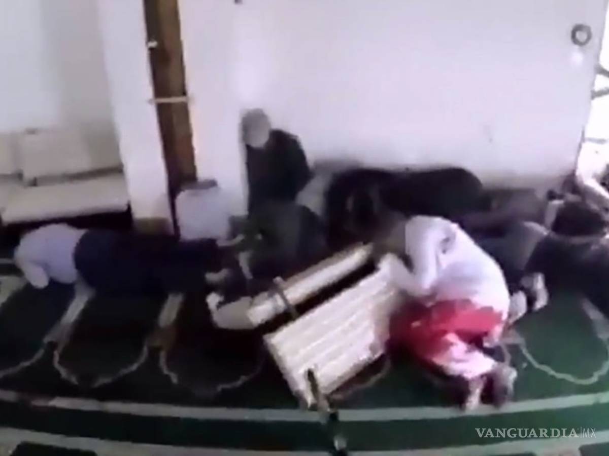 $!Ataque a mezquita de Nueva Zelanda con más de 300 personas deja 49 muertos