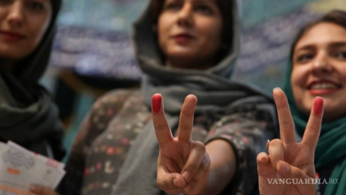 Elecciones en Irán; compiten Rouhaní y Raisi