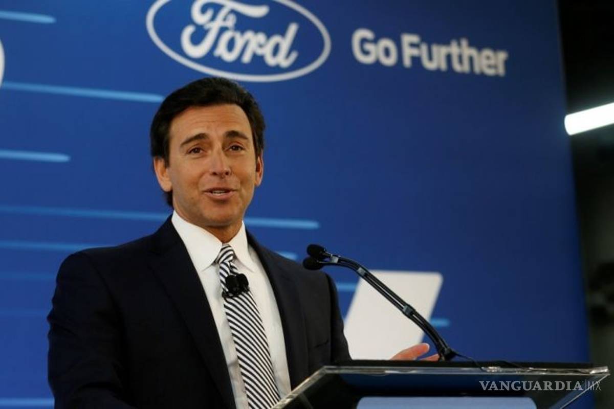 Ford despide a su CEO, Mark Fields