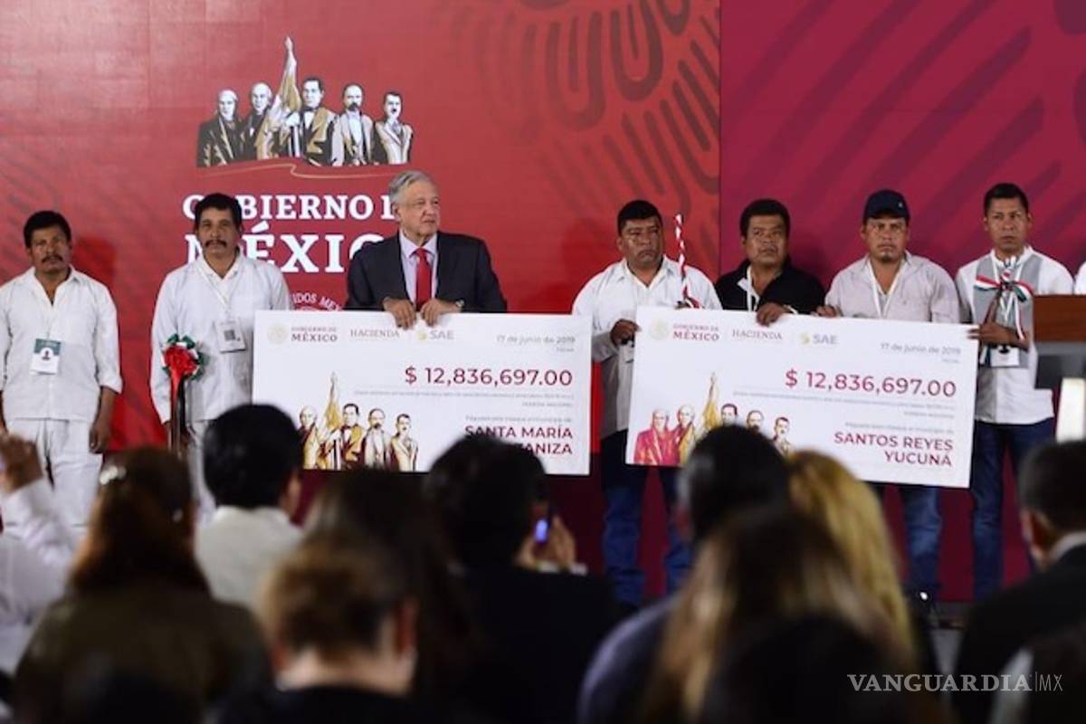 AMLO regresa más de 24 millones de pesos a municipios de Oaxaca