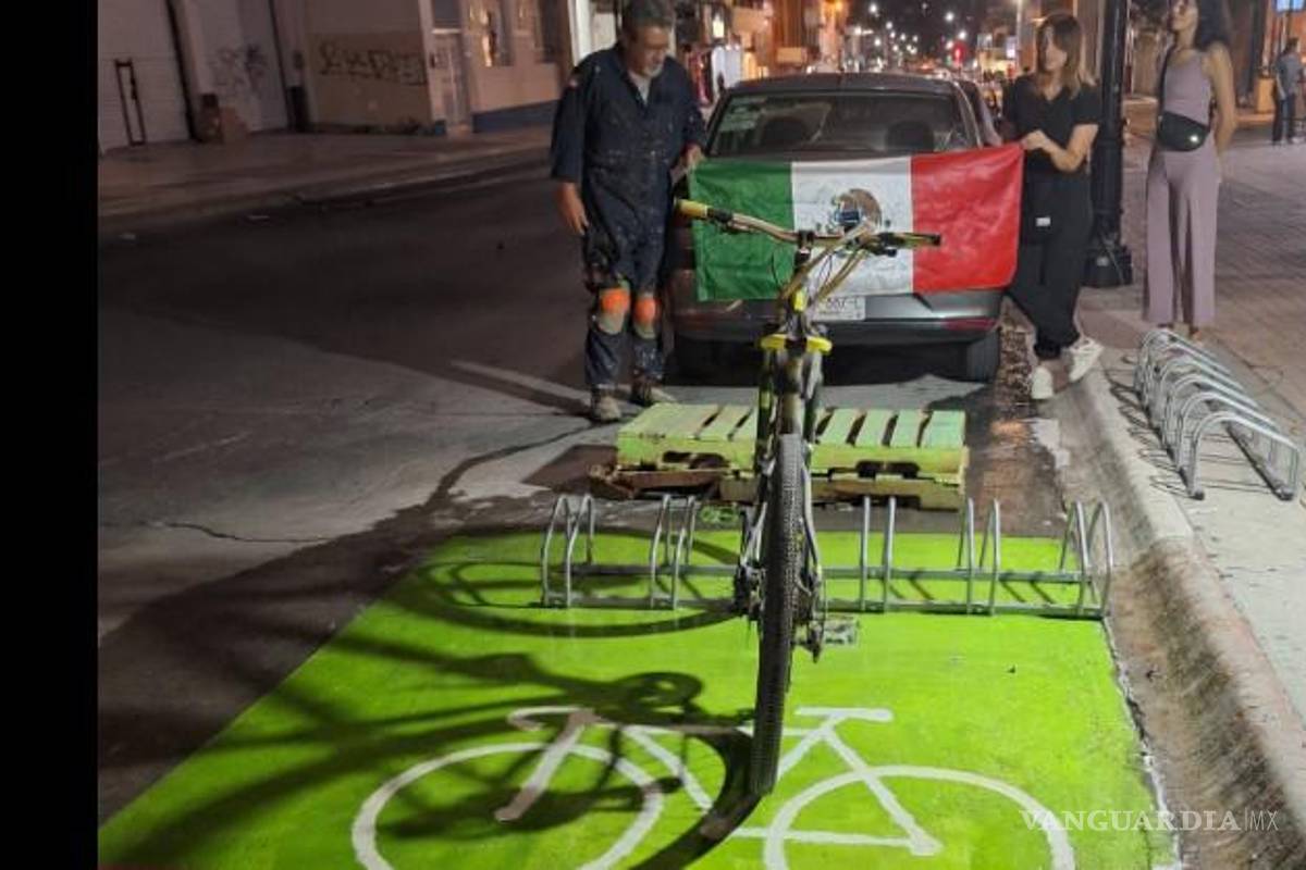 Donación permite reinstalar biciestacionamiento tras vandalismo en la Zona Centro de Saltillo