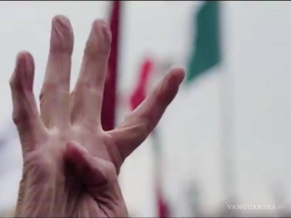 $!No puedes atender las evidentes corrupciones de la camarilla comandada por el ex presidente? Llena el Zócalo.