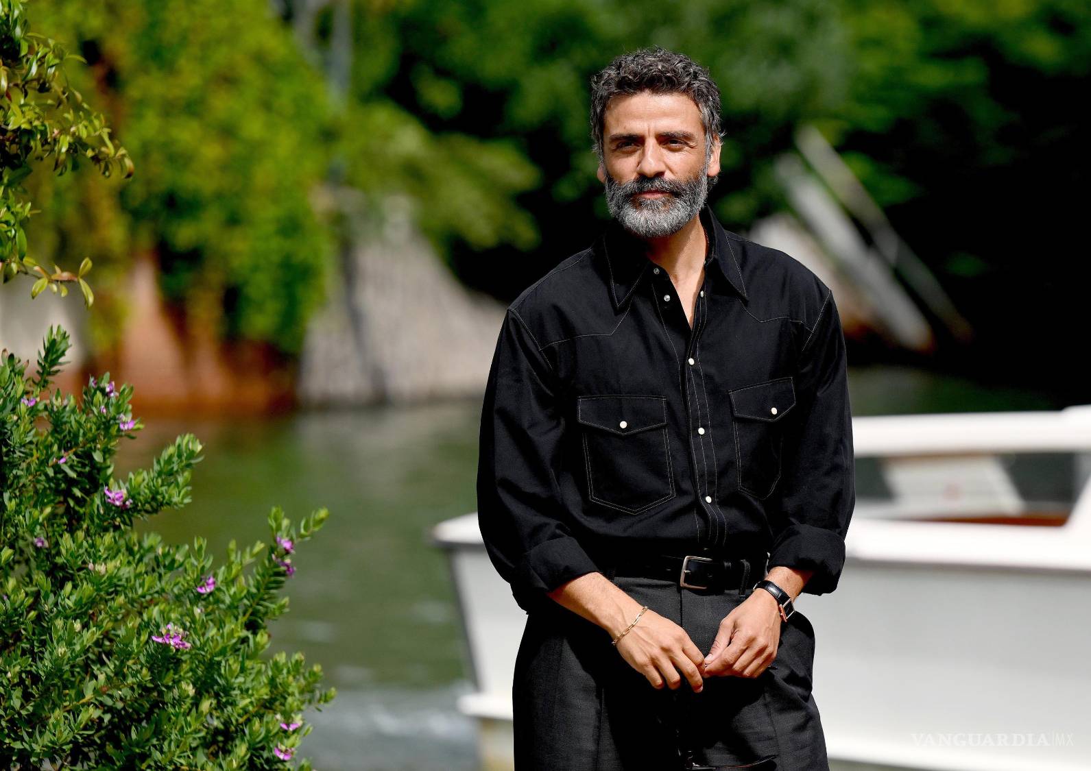 $!Óscar Isaac recibió una ovación de 14 minutos en Venecia por su interpretación de Víctor Frankenstein.