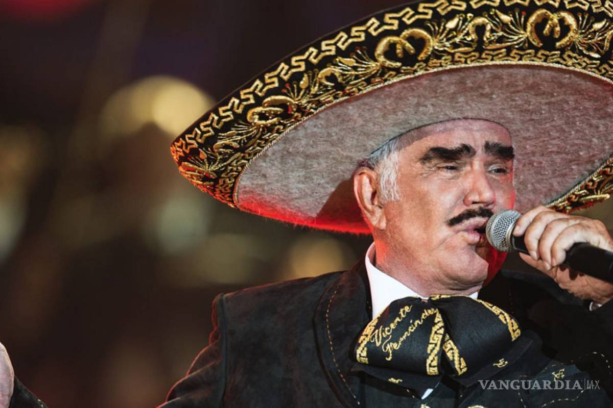 Por temor a que fuera de un gay, Vicente Fernández rechaza trasplante de hígado