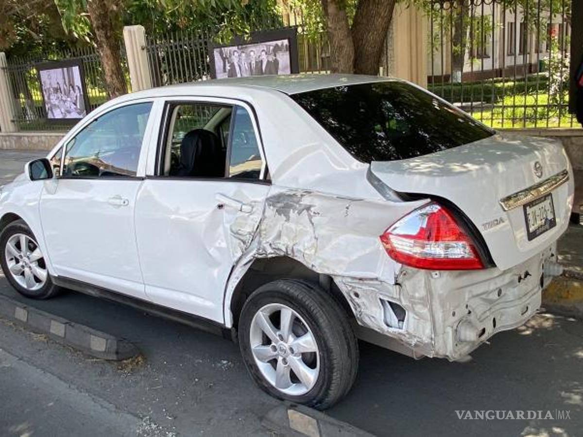 $!Cerca de las 10:00 horas en el bulevar Venustiano Carranza ocurrió el sinietro.