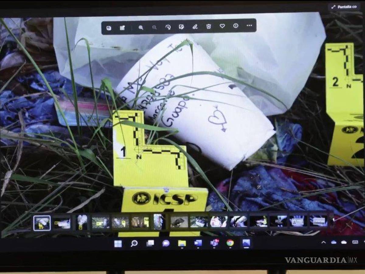 $!“Te amo negrito. Ya me voy, te voy a extrañar. Márcame guapo”, dice el mesaje en el vaso encontrado cerca del cuerpo de Yolanda.