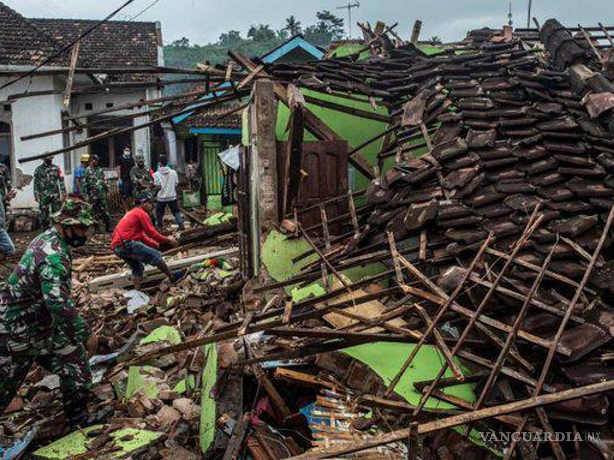 $!Sismo en Indonesia deja al menos 163 muertos; la mayoría son niños