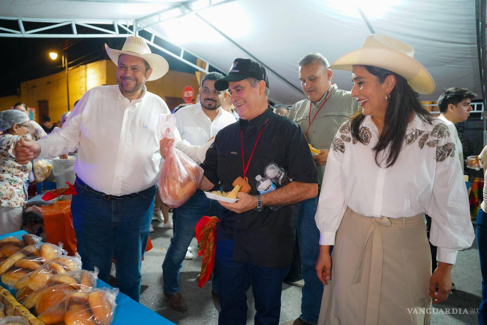$!Miles de familias disfrutaron de la Feria del Tamal y del Pan de Pulque en el arranque del Ramos Fest.