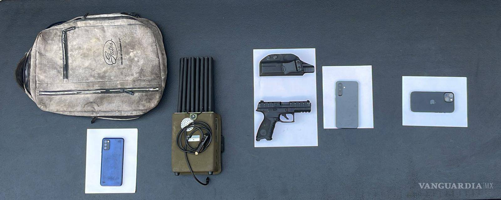 Rescatan a trailero privado de su libertad y detienen a su presuntos captores, en NL