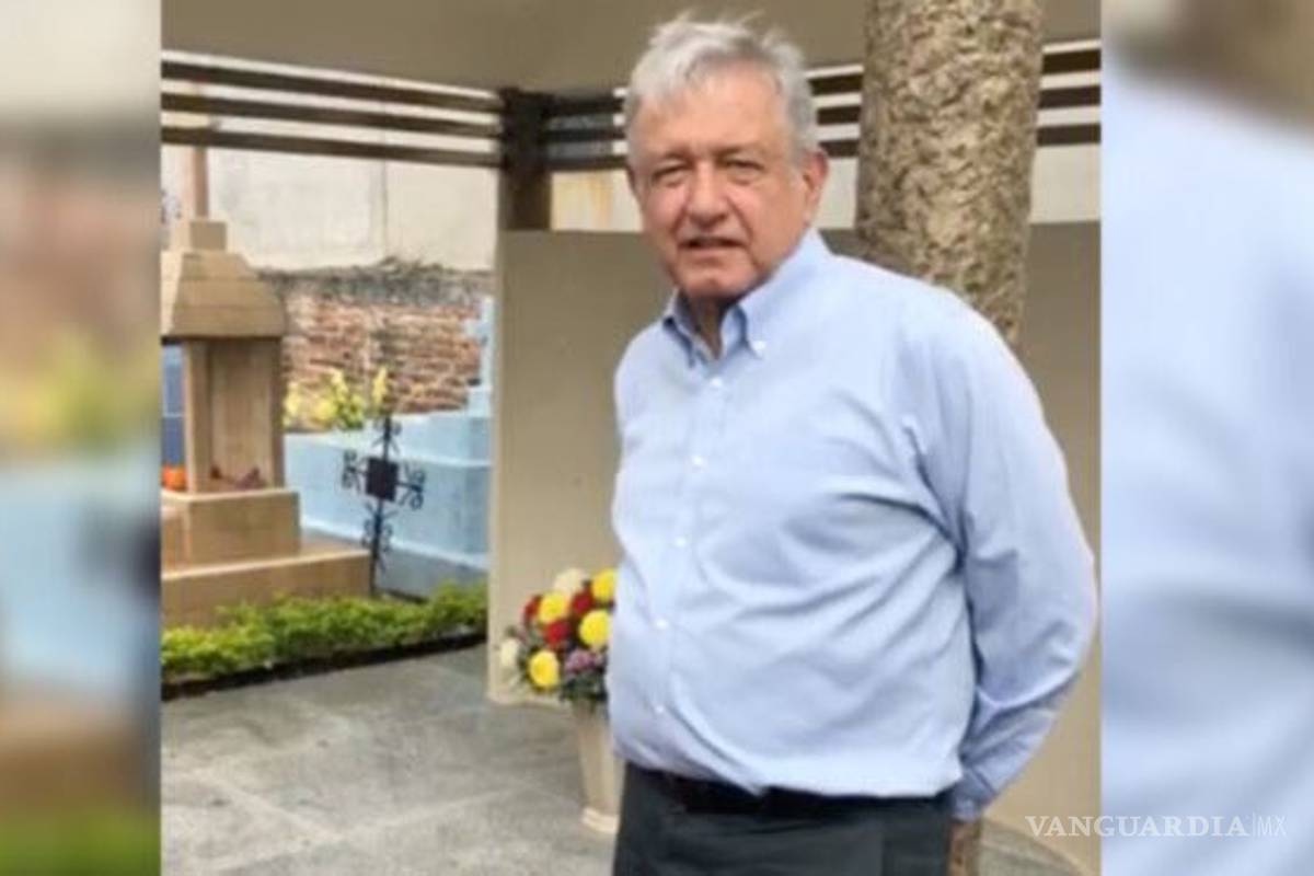 AMLO va a Tabasco a visitar a sus muertos en panteones