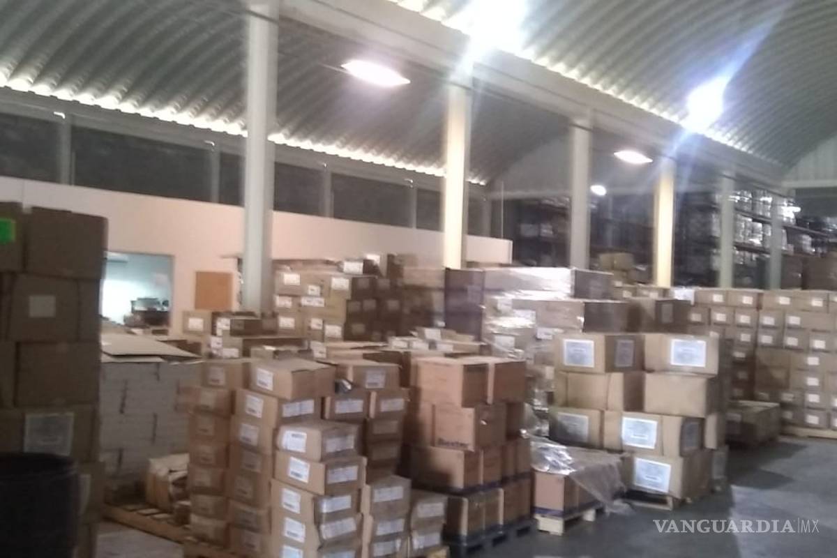 Ocurre incendio en bodega de medicamento de Secretaría de Salud