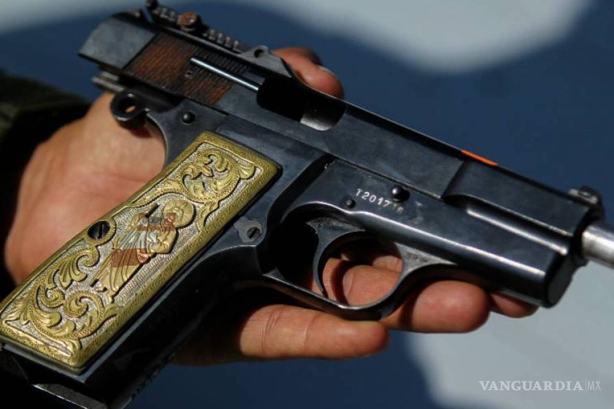 Morena va por mayor pena contra la corrupción y portación de armas de fuego