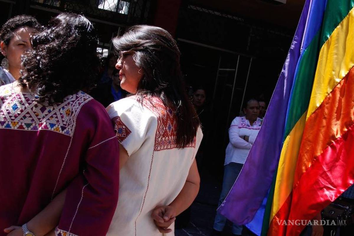 Senado aprueba garantizar seguridad social a parejas del mismo sexo