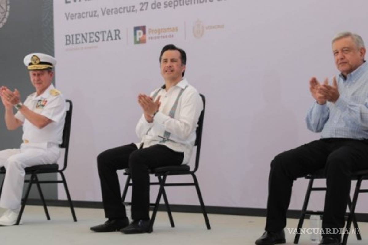 Con la Marina al frente de puertos se combatirá tráfico de drogas: AMLO