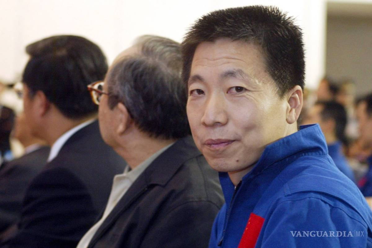 Astronauta chino dice haber escuchado golpes en el espacio