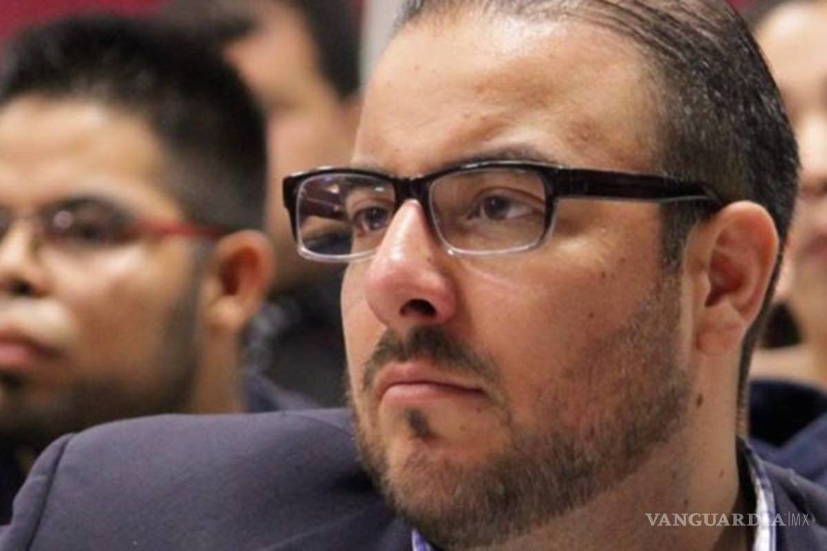 Disparan a periodista al tratar de ayudar a policía de Baja California