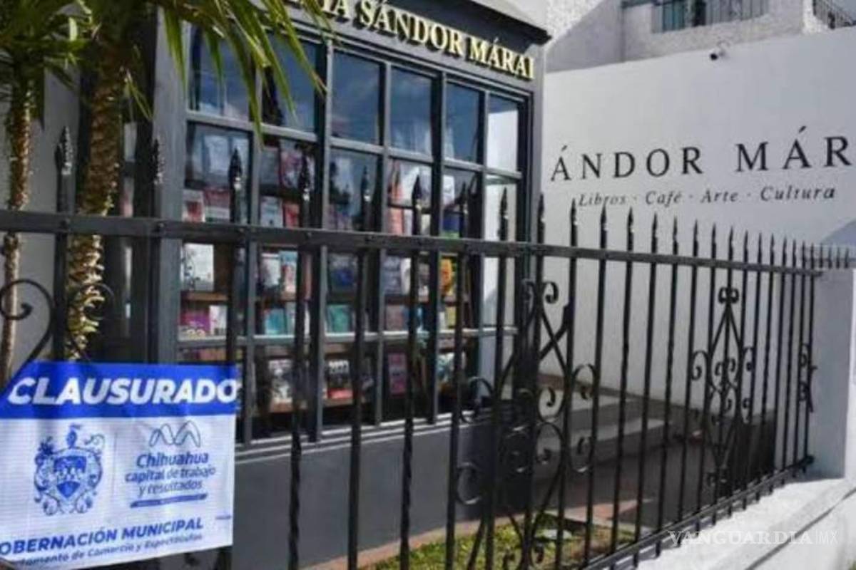 Clausuran librería de Javier Corral; acusa persecución