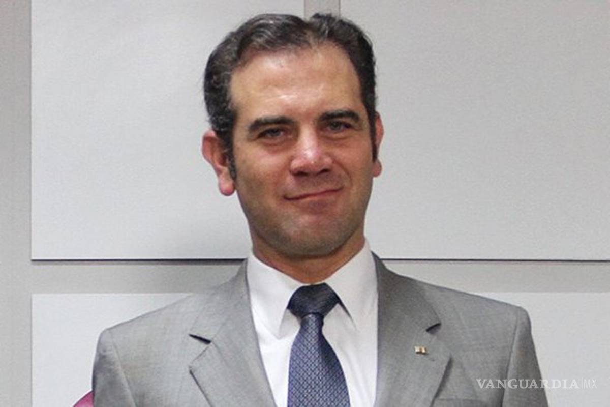 Datos de ciudadanos no pertenecen al INE, afirma Córdova